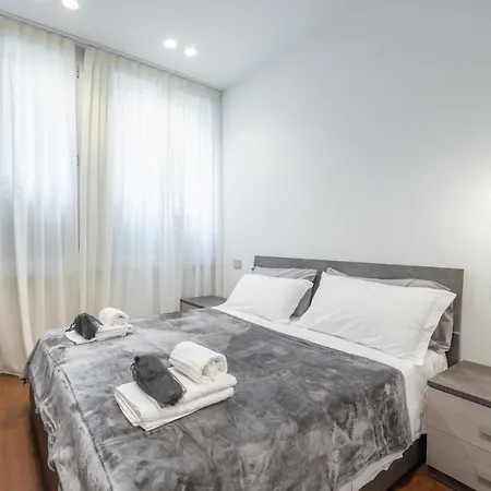 Apartment We - Broletto Boutique *