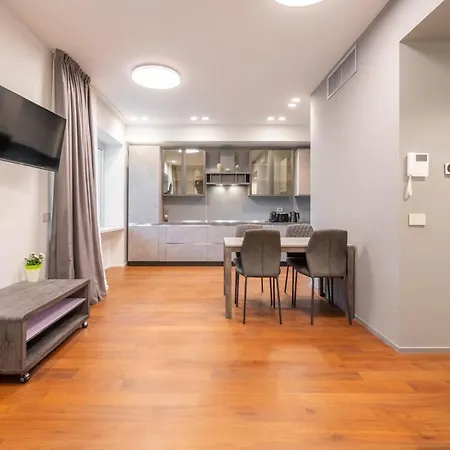 We - Broletto Boutique Apartment Milan